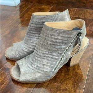 Paul Green Peep Toe Booties